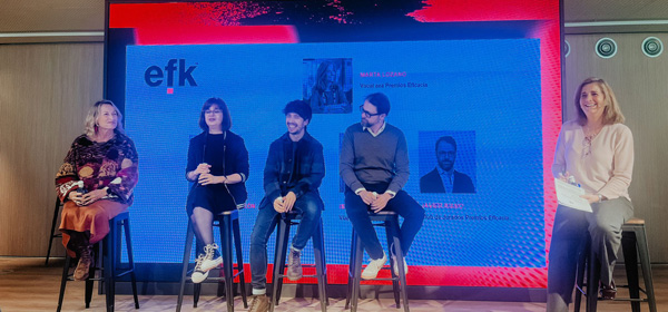 Mesa debate en Madrid